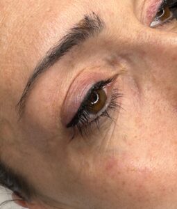 eyeliner grafico